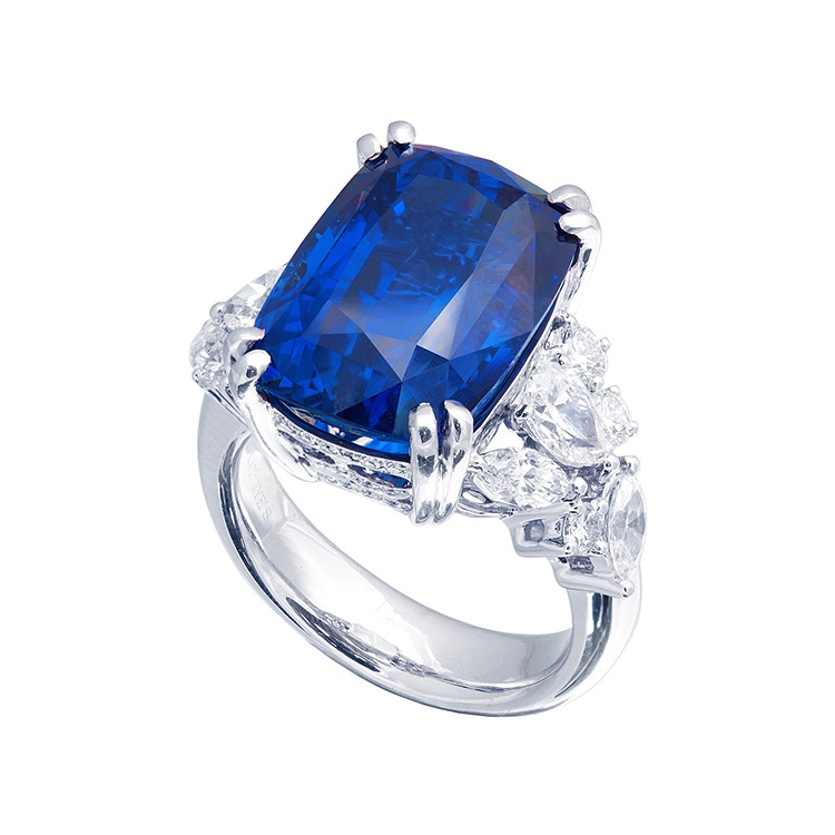 diamond sapphire ring 750x750