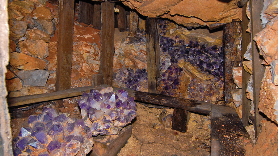 february amethyst mine bolivia 900x507