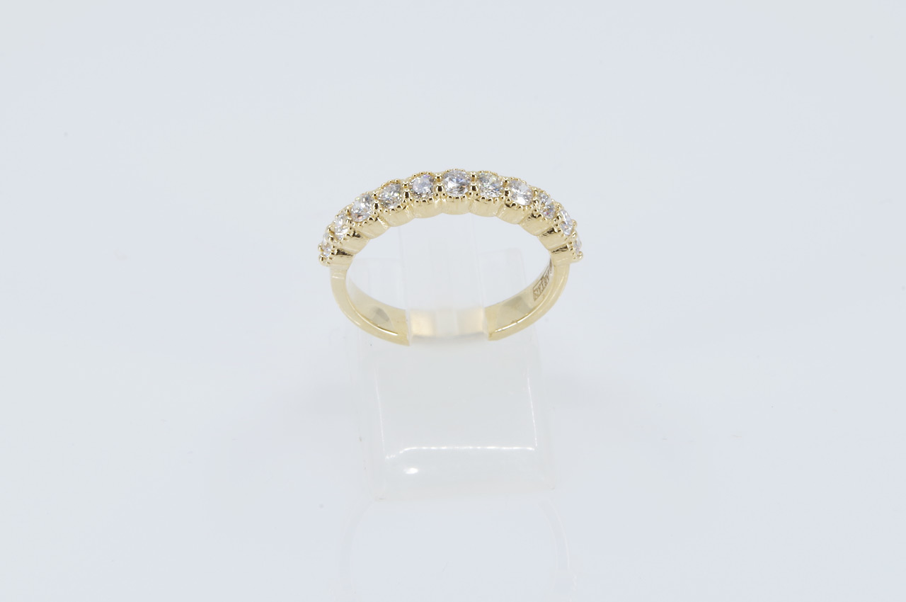 14k Yellow Gold Diamond Anniversary Ring Top