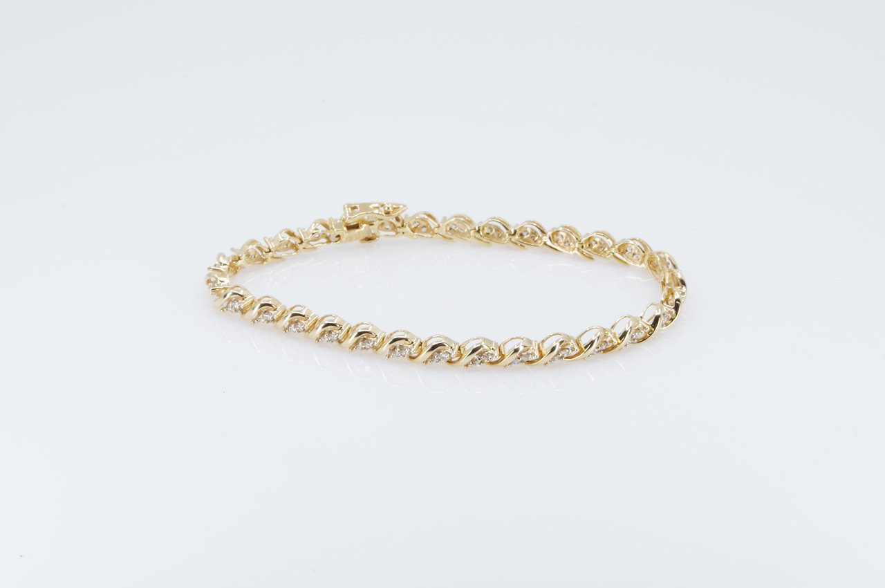 Estate 14k Yellow Gold Diamond Bracelet
