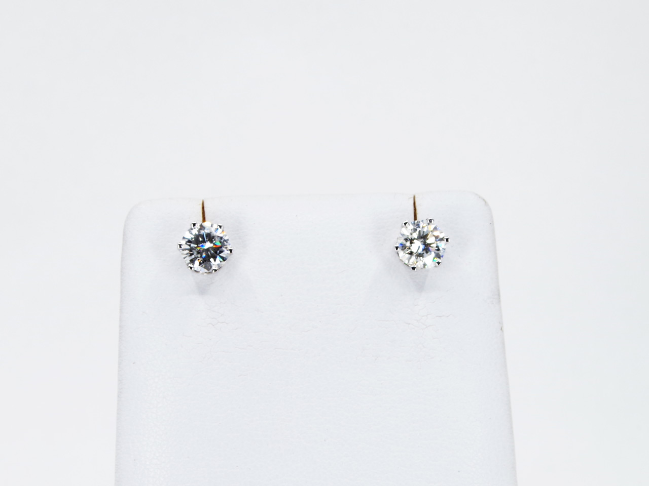 Estate 14k White Gold 2ct Diamond Stud Earrings Thumbnail
