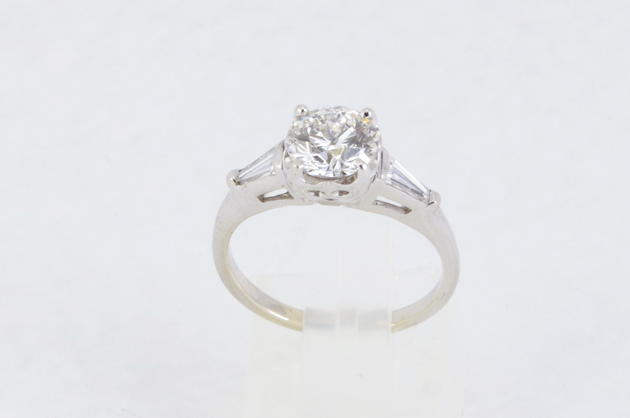 Estate 14k White Gold Diamond Engagement Ring Top