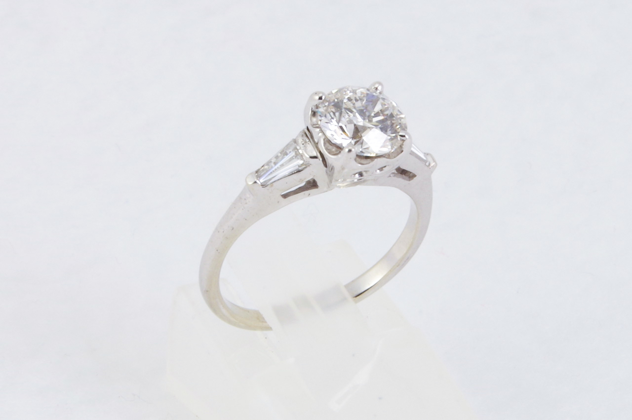 Estate 14k White Gold Diamond Engagement Ring Side