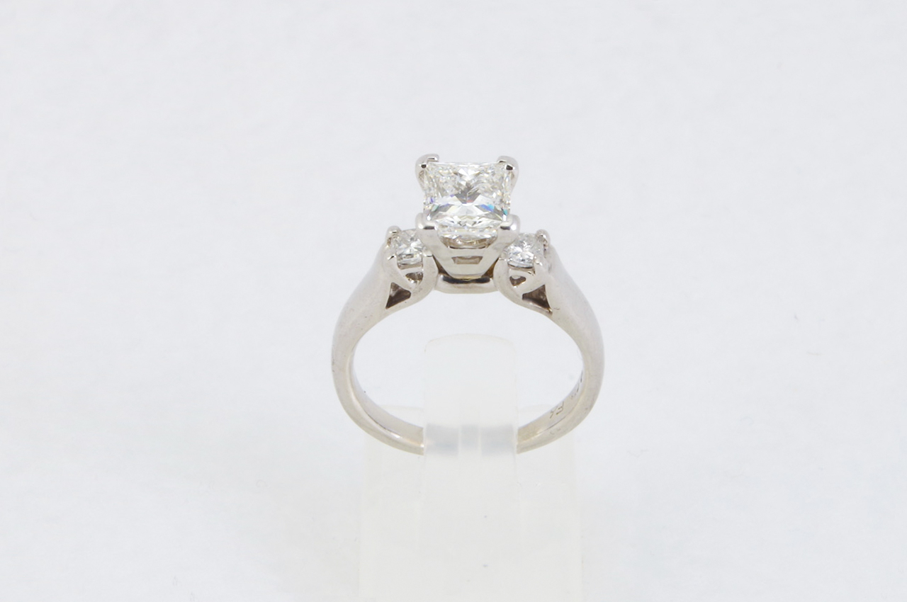 Estate Platinum Diamond Princess Cut Ring Thumbnail