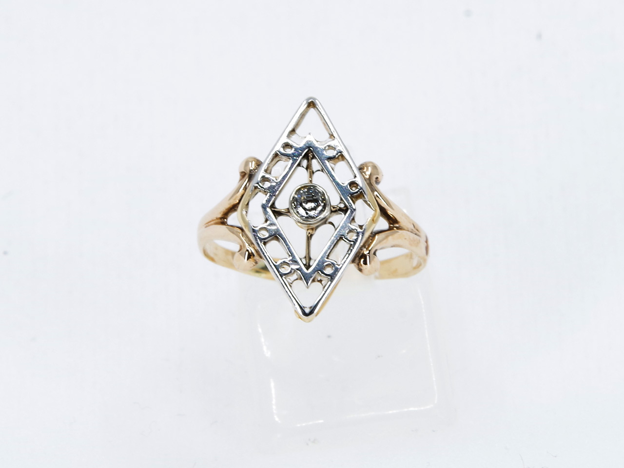 Estate Art Deco Diamond Ring Thumbnail