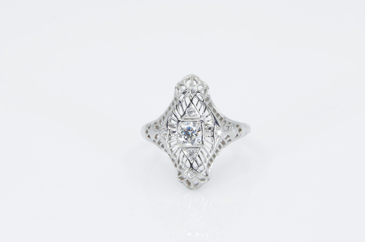 Estate 14k White Gold Vintage Diamond Filigree Ring Flat