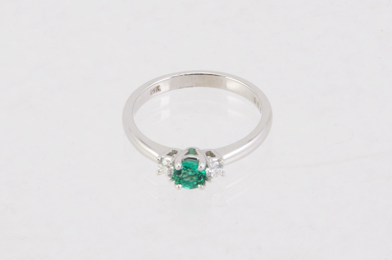 14k White Gold Emerald & Diamond RingFlat