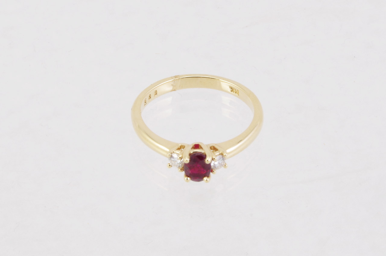 14k Yellow Gold Red Sapphire & Diamond 3-Stone Ring Flat