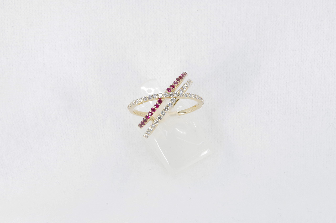 14k Yellow Gold Ruby & Diamond Cross Over Ring Side
