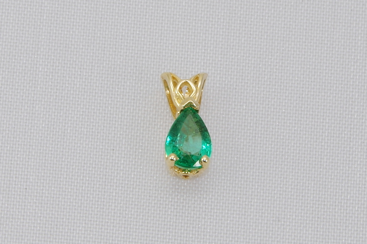 Yellow Gold Emerald Drop Pendant 