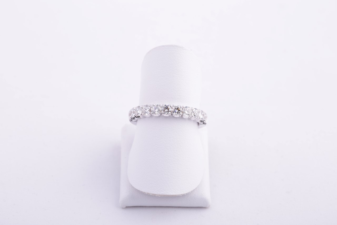 14K White Gold Diamond Anniversary Ring